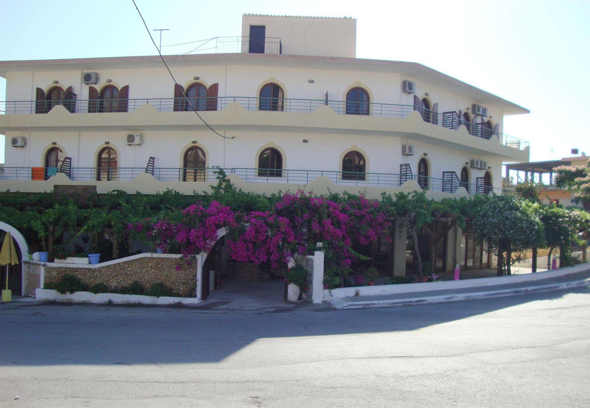 Lefka Hotel Kolymbari Exterior foto